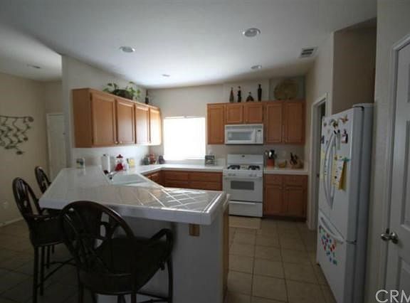 3rd image of 15032 Skipper Ln