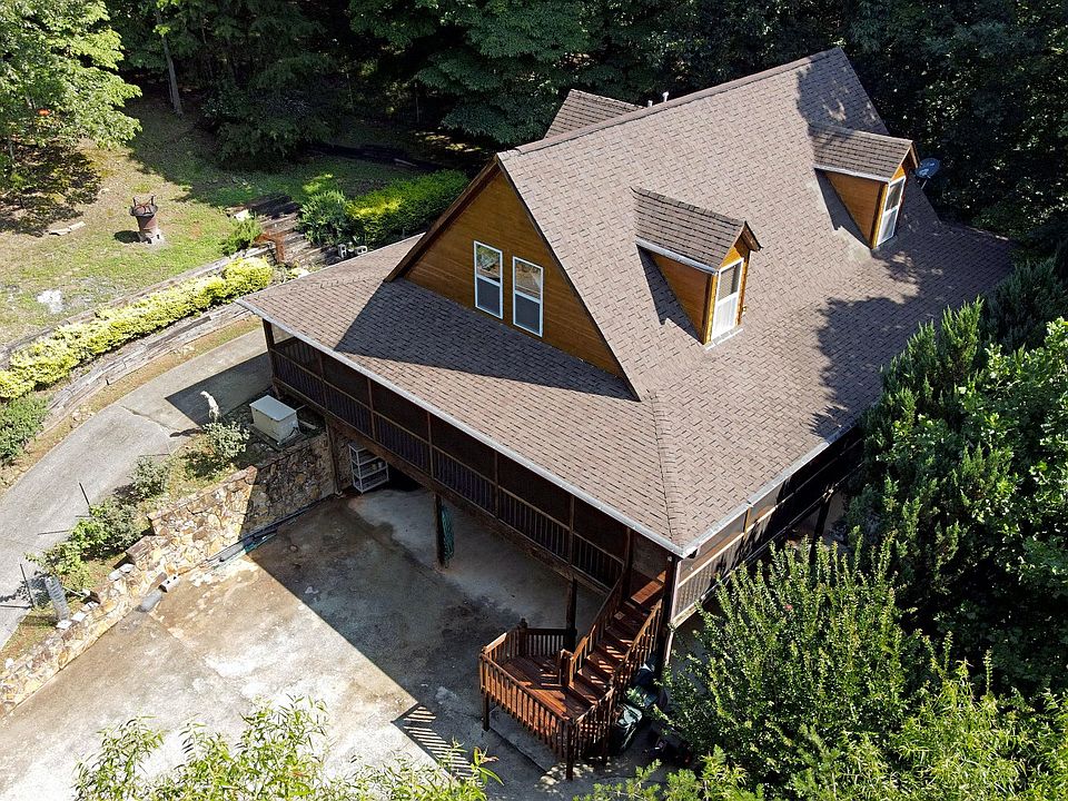 1st image of 240 Rolling Hills Dr