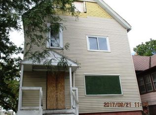 2325 N 15th St, Milwaukee, WI 53206