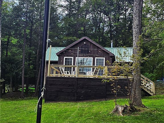 2nd image of 2996 W Lake Rd #32