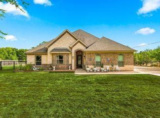 113 Silverwood Dr, Ovilla, TX 75154