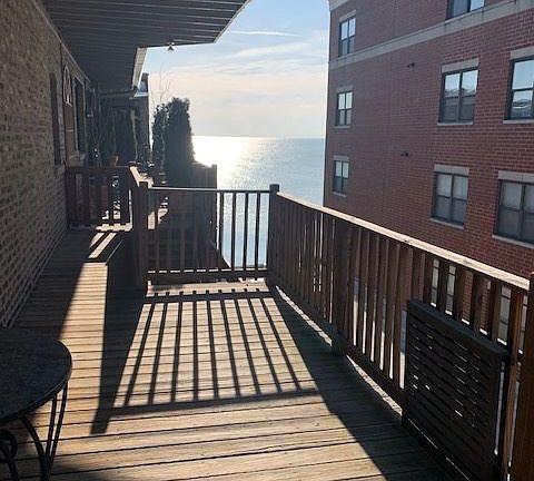 3rd image of 7631 N Eastlake Ter APT 2C