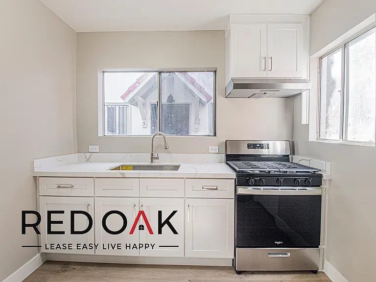 424 E 20th St #424.75 — Photo 6