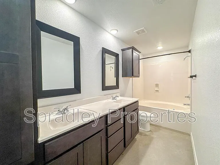 9110A Winding Ct — Photo 13
