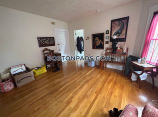 186 Powder House Blvd #3, Somerville, MA 02144
