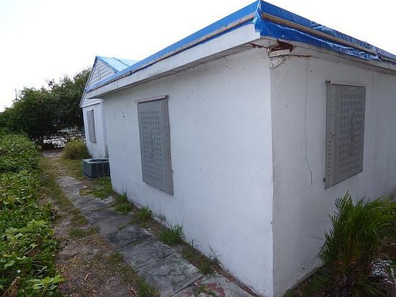 Right Side looking from the Rear