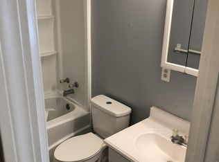 3885 Lawrenceburg Rd APT 20, Frankfort, KY 40601