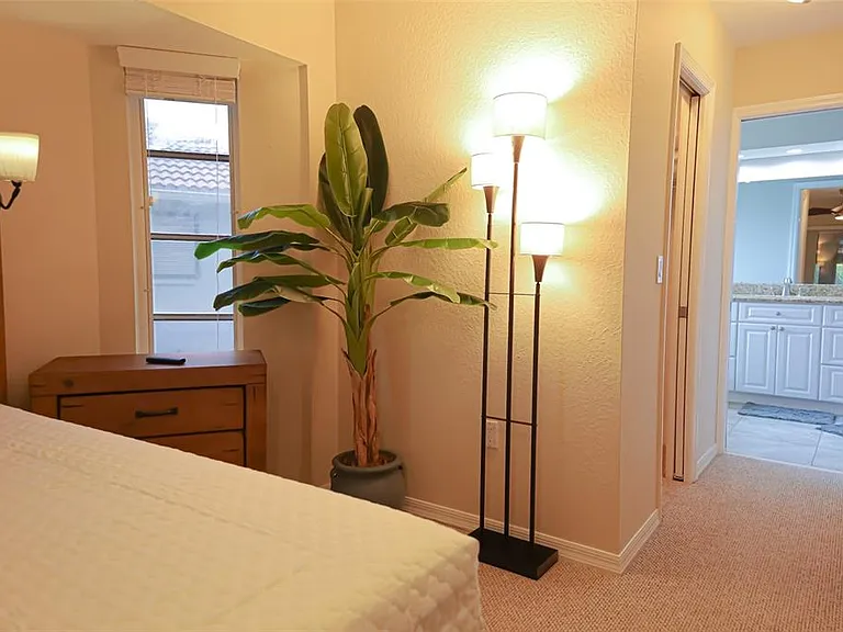 1690 Waxwing Ct — Photo 9