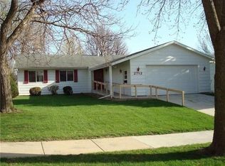 2712 24th St NW, Rochester, MN 55901