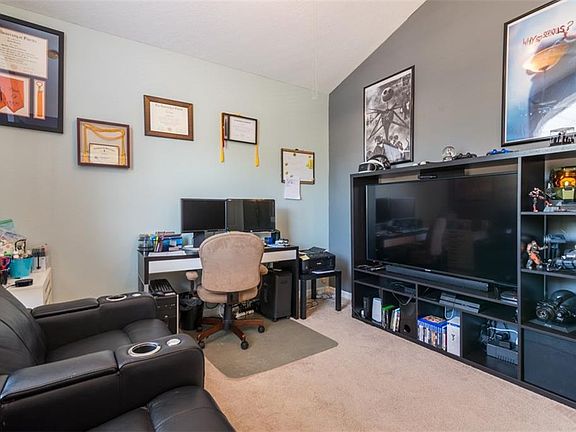 3rd image of 4414 Huddlestone Dr