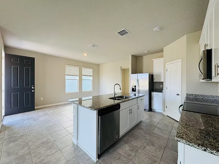 496 Adalines Aly — Photo 6