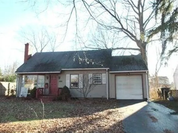 1436 Sunset Dr NE, Warren, OH 44483