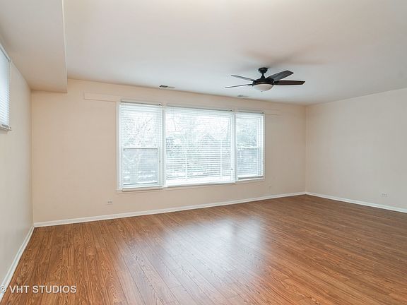 3rd image of 8009 Lake St