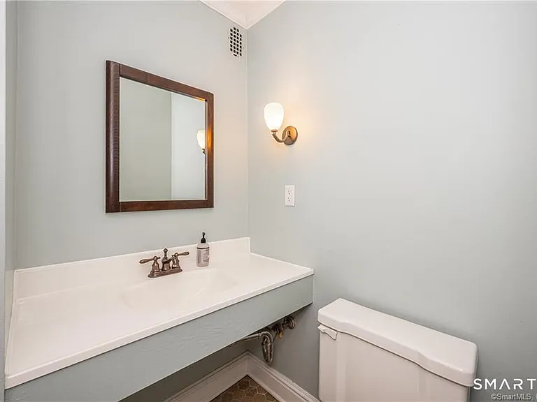 50 Glenbrook Rd #6E — Photo 10