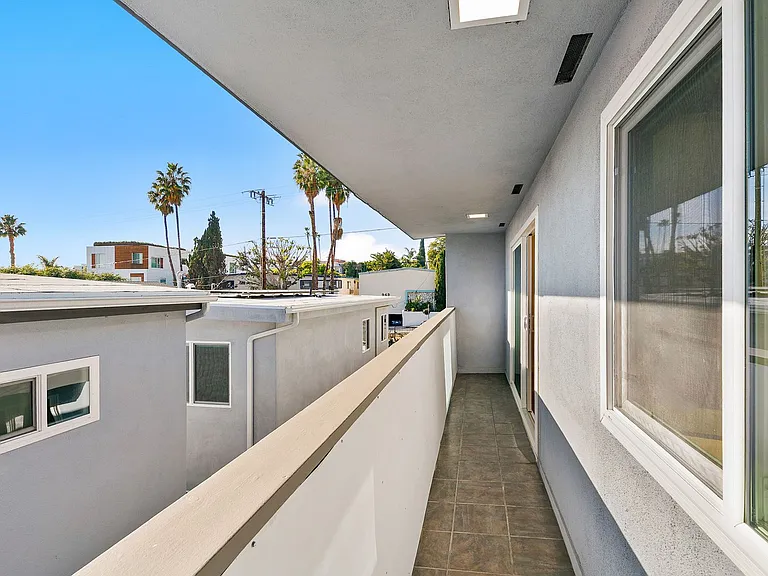 Empire at San Vicente — Photo 47