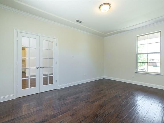 5th image of 7409 Elm Fork Dr