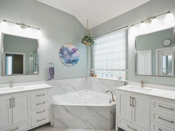 18114 Quarry Vale Dr, Cypress, TX 77429