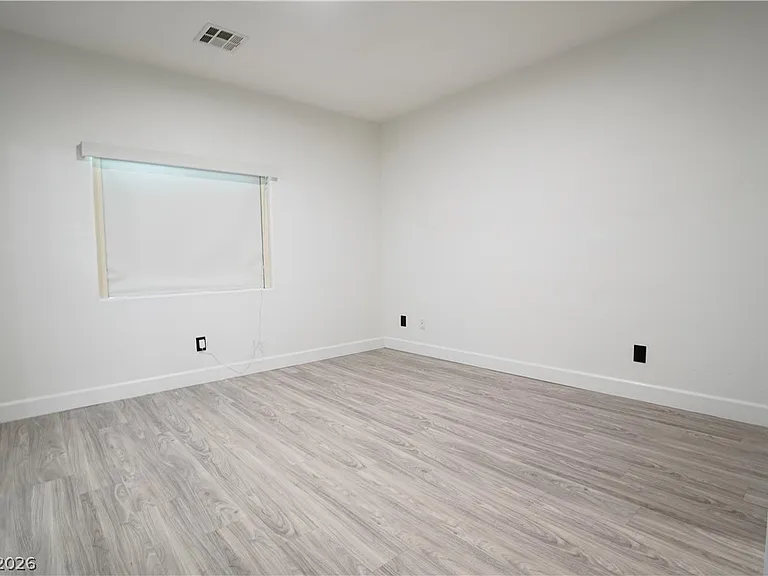 5067 Lower Falls Ct — Photo 5