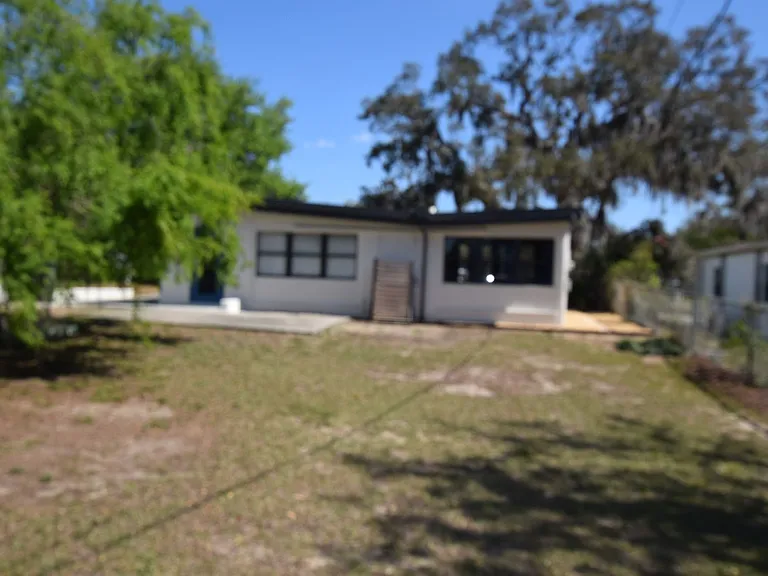 1918 Sunset Ln — Photo 8