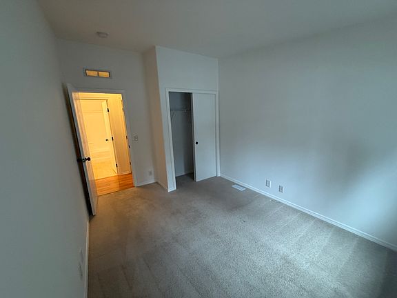 5th image of 19221 12th Ave NE