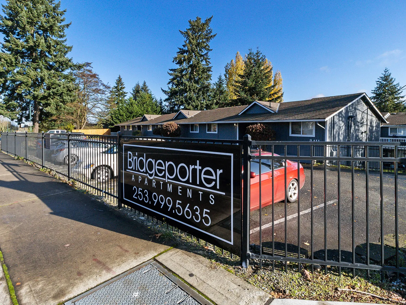 Bridgeporter Apartments — Photo 1