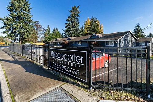 Bridgeporter Apartments Photo 1