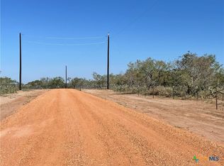 148 Clearview Ln, Gonzales, TX 78629