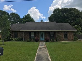 18037 Holly Ridge Dr, Hammond, LA 70403