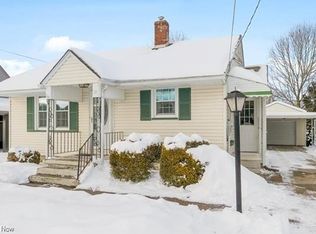 18 E Oakland Blvd, Struthers, OH 44471