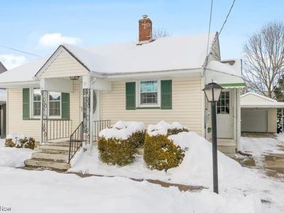 18 E Oakland Blvd, Struthers, OH, 44471