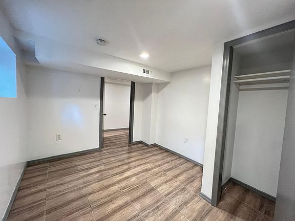 3rd image of 575 Bramhall Ave #1A