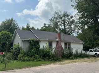 367 E Centre St, Beloit, WI 53511