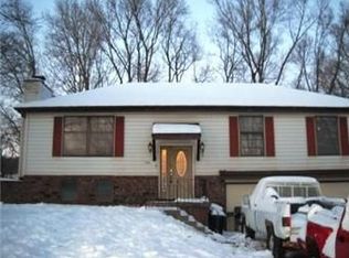104 Town Court Cir, Platte City, MO 64079
