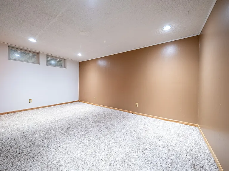 2708 Terraceview Ct N — Photo 18