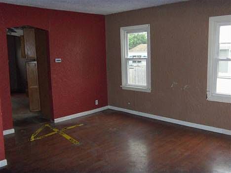 5th image of 2904 Colonial Ave