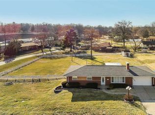 10091 Sappington Rd, Saint Louis, MO 63128