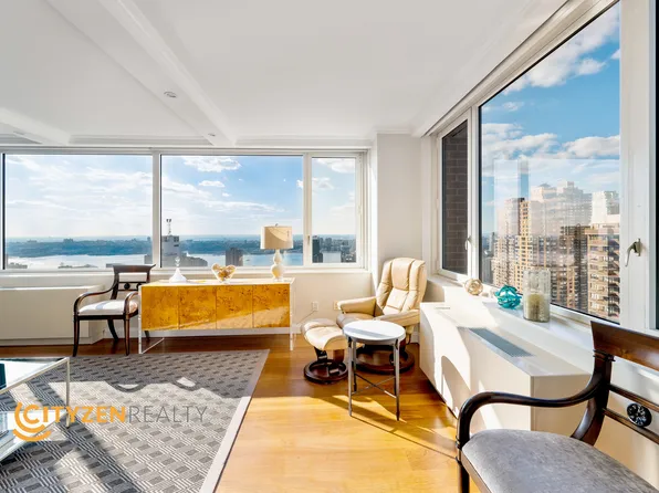 322 West 57th Street image 1 of 21