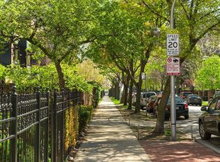 Four50 Residences, Chicago, IL 60657