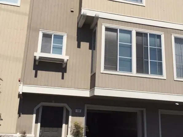 105 Emerald Bay Ln, Foster City, CA 94404