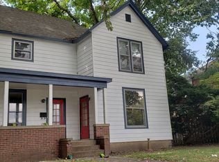 1128 N Vermilion St APT 2, Danville, IL 61832
