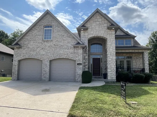2606 Stratford Chase Cir, Columbia, MO 65201