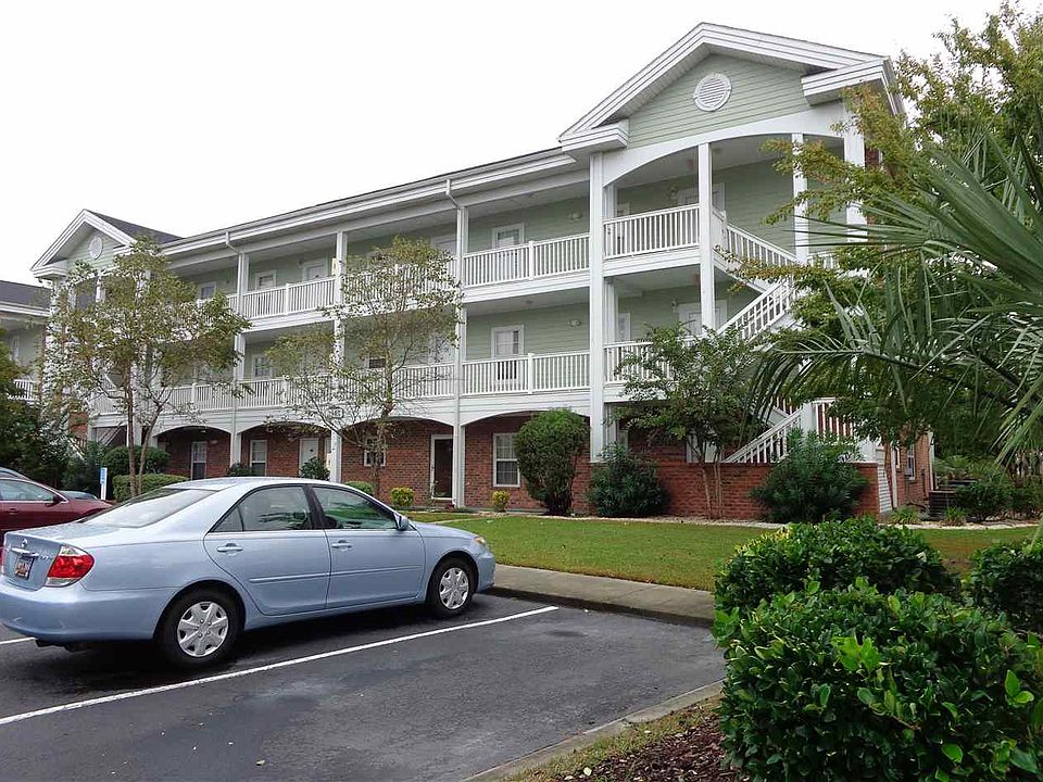 1st image of 3943 Gladiola Ct Unit 102
