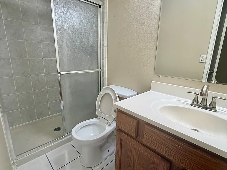 9066 E Lehigh Ave — Photo 10