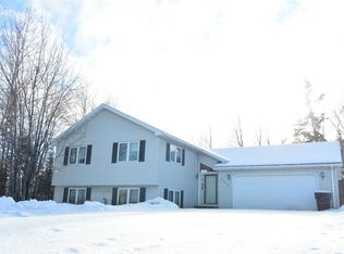 2028 E 36th St, Hibbing, MN 55746