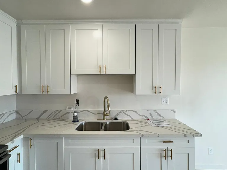 927 S Westmoreland Ave — Photo 10