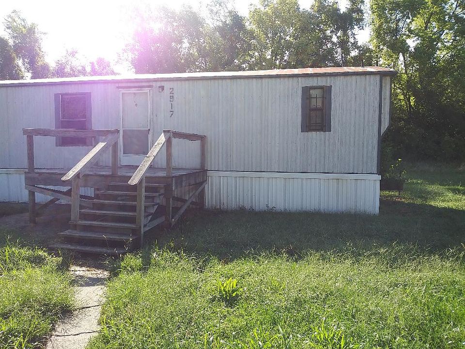 1st image of 2917 Gary St