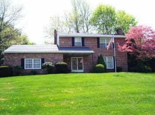 1740 Windsor Rd, Blue Bell, PA 19422