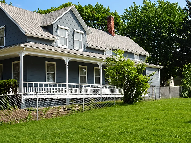 Parker St — Photo 16