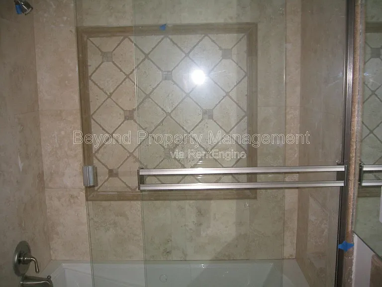1049 Felspar St #32 — Photo 3