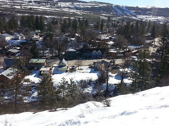 PxLot fr other side of river